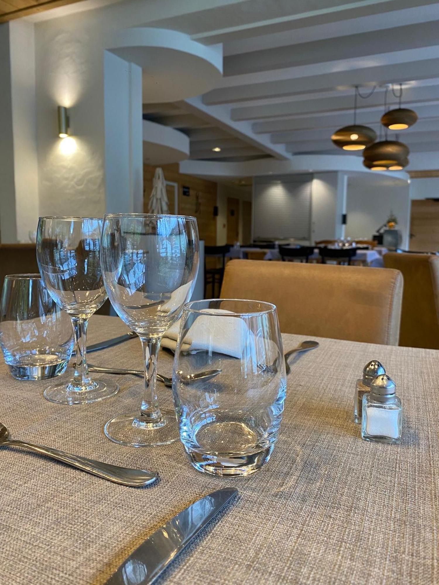 Thônes Hotel Et Appart'Hotel De L'Hermitage מראה חיצוני תמונה