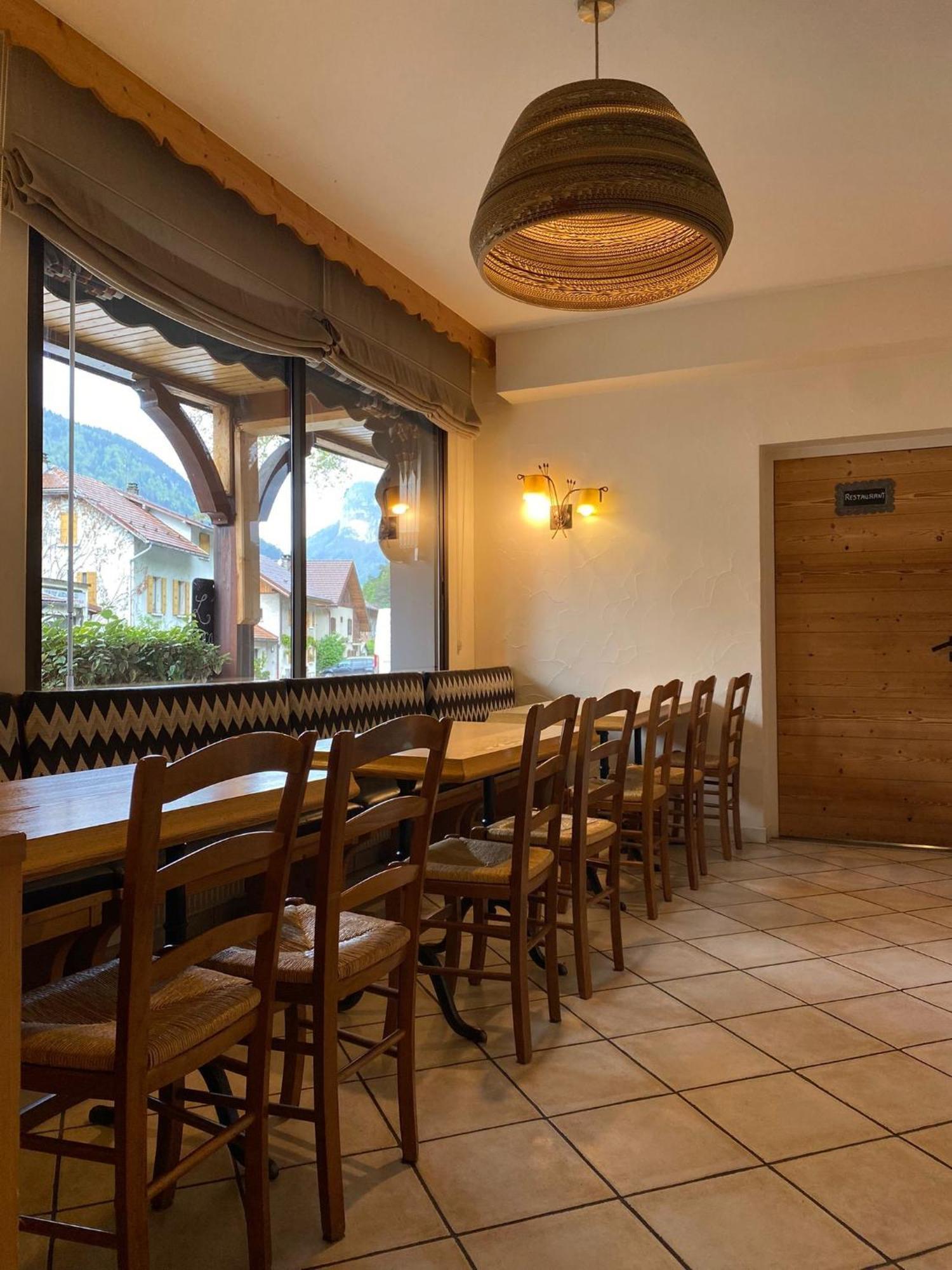 Thônes Hotel Et Appart'Hotel De L'Hermitage מראה חיצוני תמונה