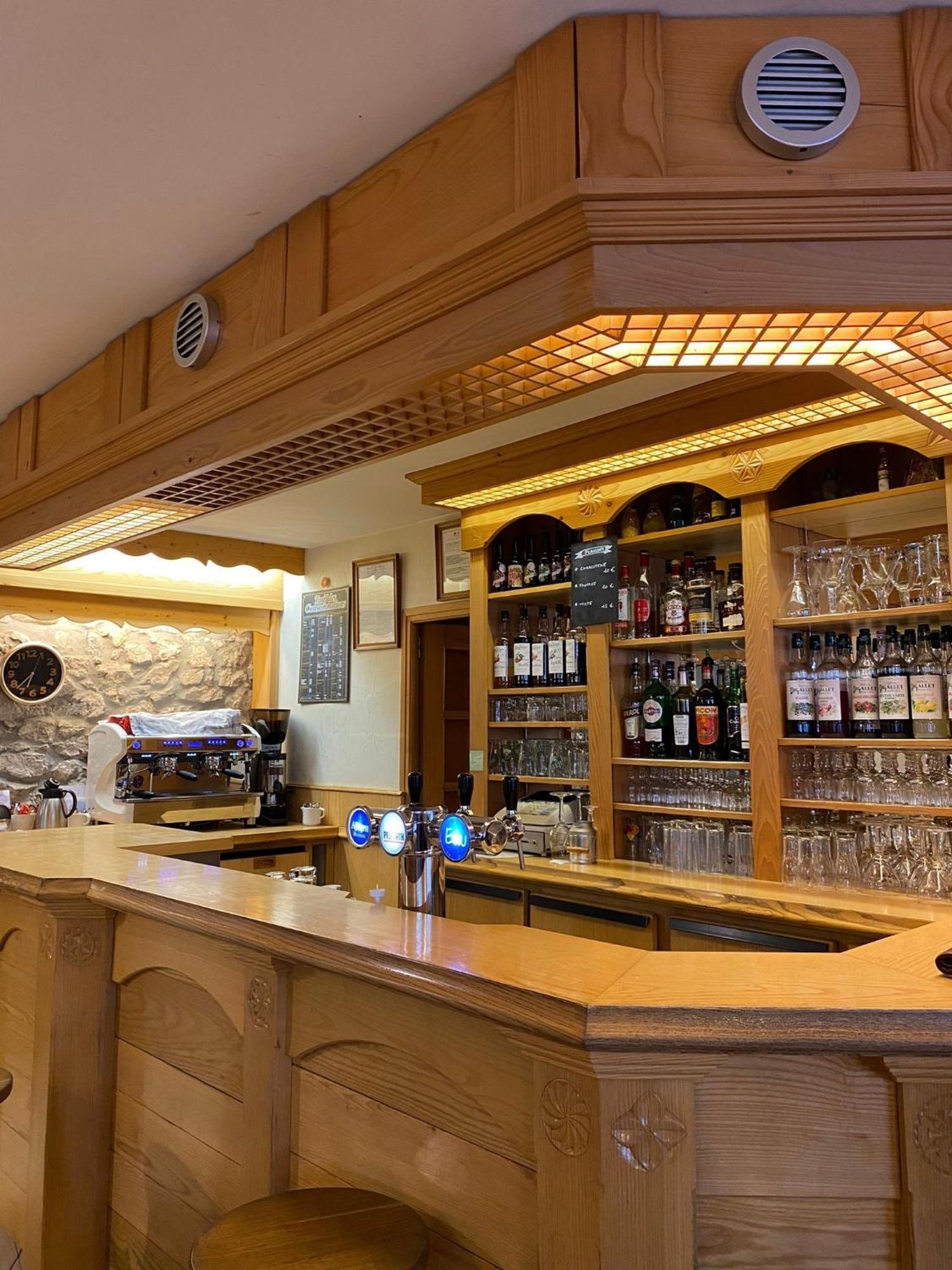 Thônes Hotel Et Appart'Hotel De L'Hermitage מראה חיצוני תמונה